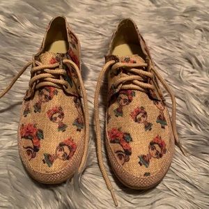 NWOT FRIDA KAHLO shoes